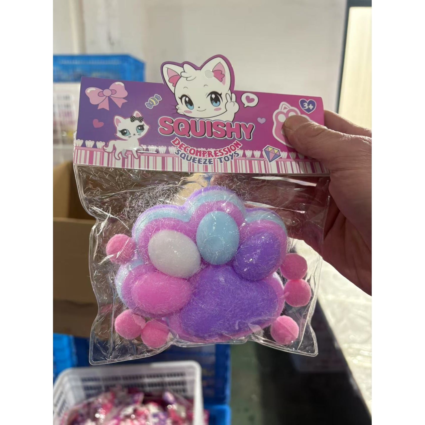 Jucarie Antistres Squishy, selexmo, cu Revenire Lenta, Model Labuta de Pisica Pufoasa, 220g, 12.5 x 10.5 cm Squeeze Pinch Family, Ambalaj Transparent, Mov