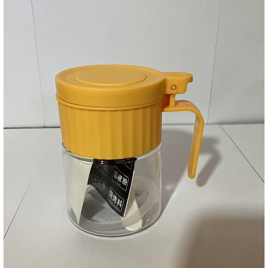 Recipient Condimente, selexmo, din Stilca, 180 ml, cu Maner si Lingurita, 10.6 x 7 x 7 cm, Capac Mat, Galben