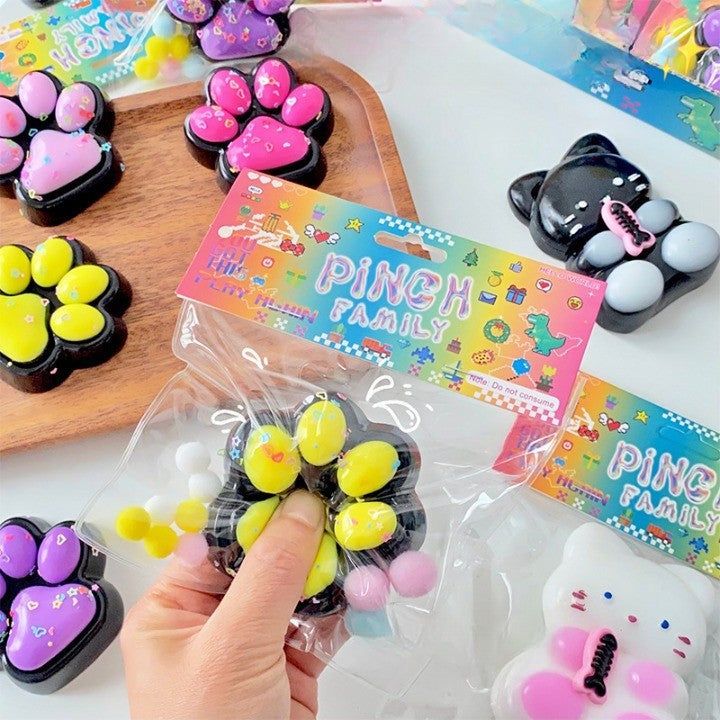 Set 12 Jucarii Antistres Squishy, selexmo, cu Revenire Lenta, Squeeze Pinch Family, Model Labuta de Pisica, 6.8x6.2 cm, 55g, Ambalaj Transparent, 4 Culori