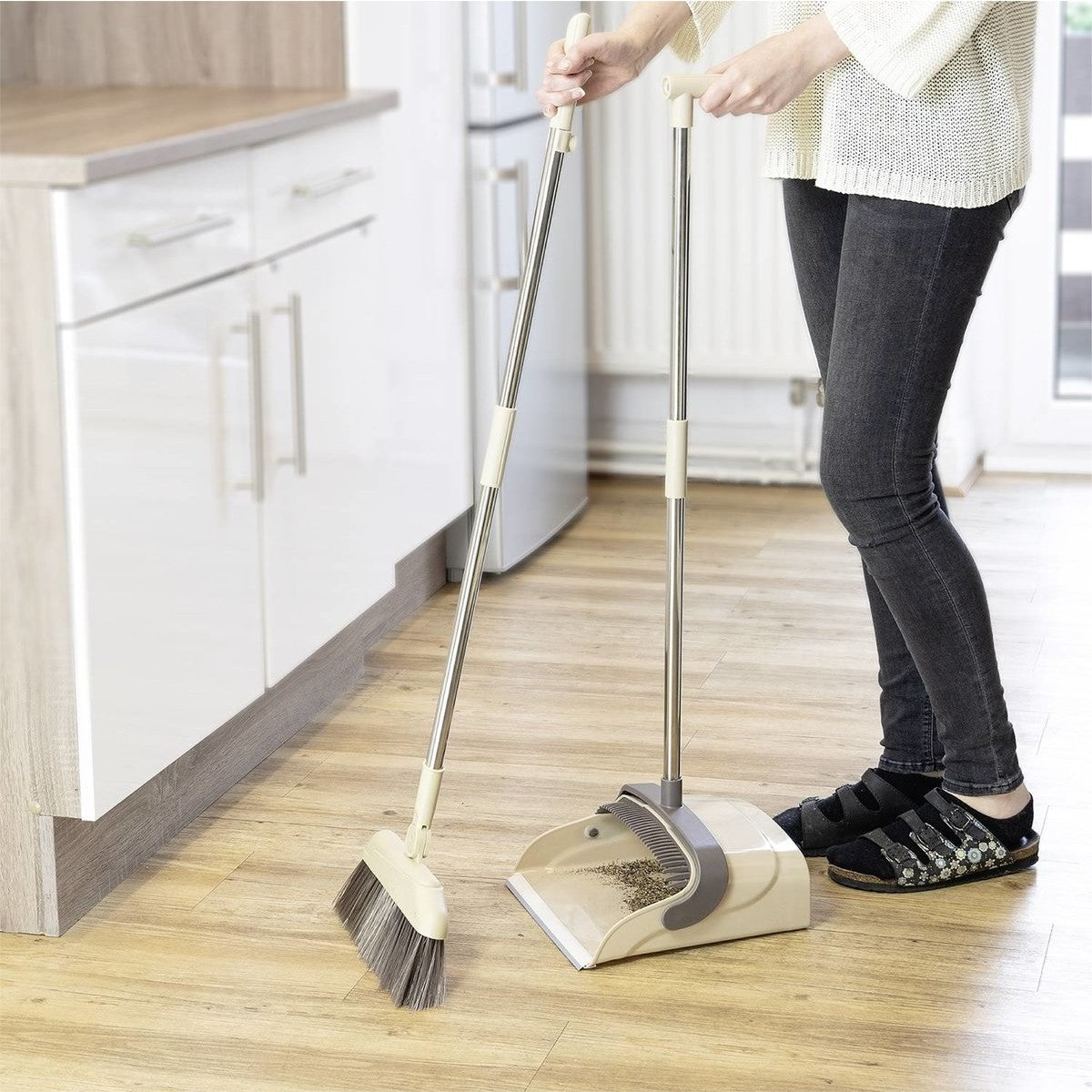 Set matura si faras cu coada, selexmo, Pentru uz casnic, Plastic/Otel, Maro/Bej, Depozitare verticala, 26x25.5x83 cm