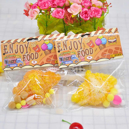 Jucarie Antistres Squishy, selexmo, cu Revenire Lenta, Squeeze Pinch Family, Model Croissant, 10x8 cm, 90g, Ambalaj Transparent, Maro
