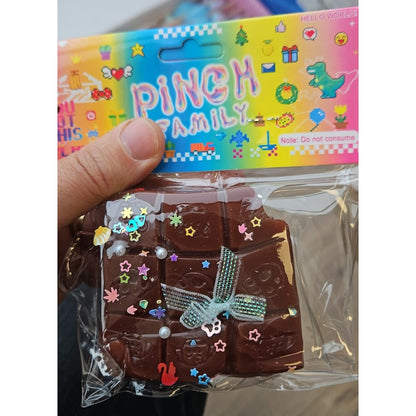 Jucarie Antistres Squishy, selexmo, cu Revenire Lenta, Squeeze Pinch Family, Model Cuburi de Ciocolata, Maro