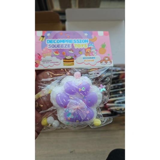 Jucarie Antistres Squishy, selexmo, cu Revenire Lenta, Squeeze Pinch Family, Model Labuta de Pisica, Mov