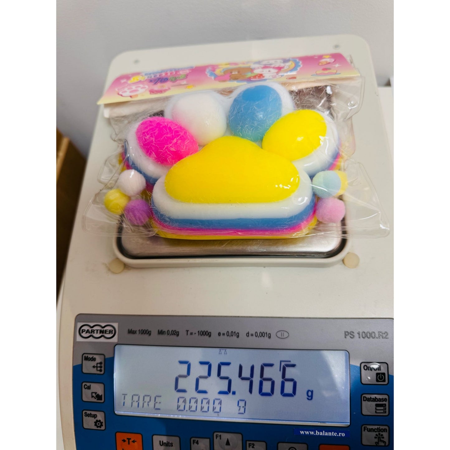 Jucarie Antistres Squishy, selexmo, cu Revenire Lenta, Model Labuta de Pisica Pufoasa, 220g, 12.5 x 10.5 cm Squeeze Pinch Family, Ambalaj Transparent, Galben-Multicolor