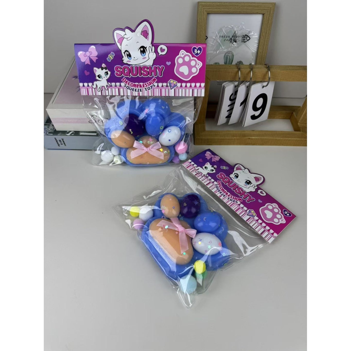 Jucarie Antistres Squishy, selexmo, cu Revenire Lenta, Modele diverse, 220g, 12.5 x 10.5 cm Squeeze Pinch Family, Ambalaj Transparent
