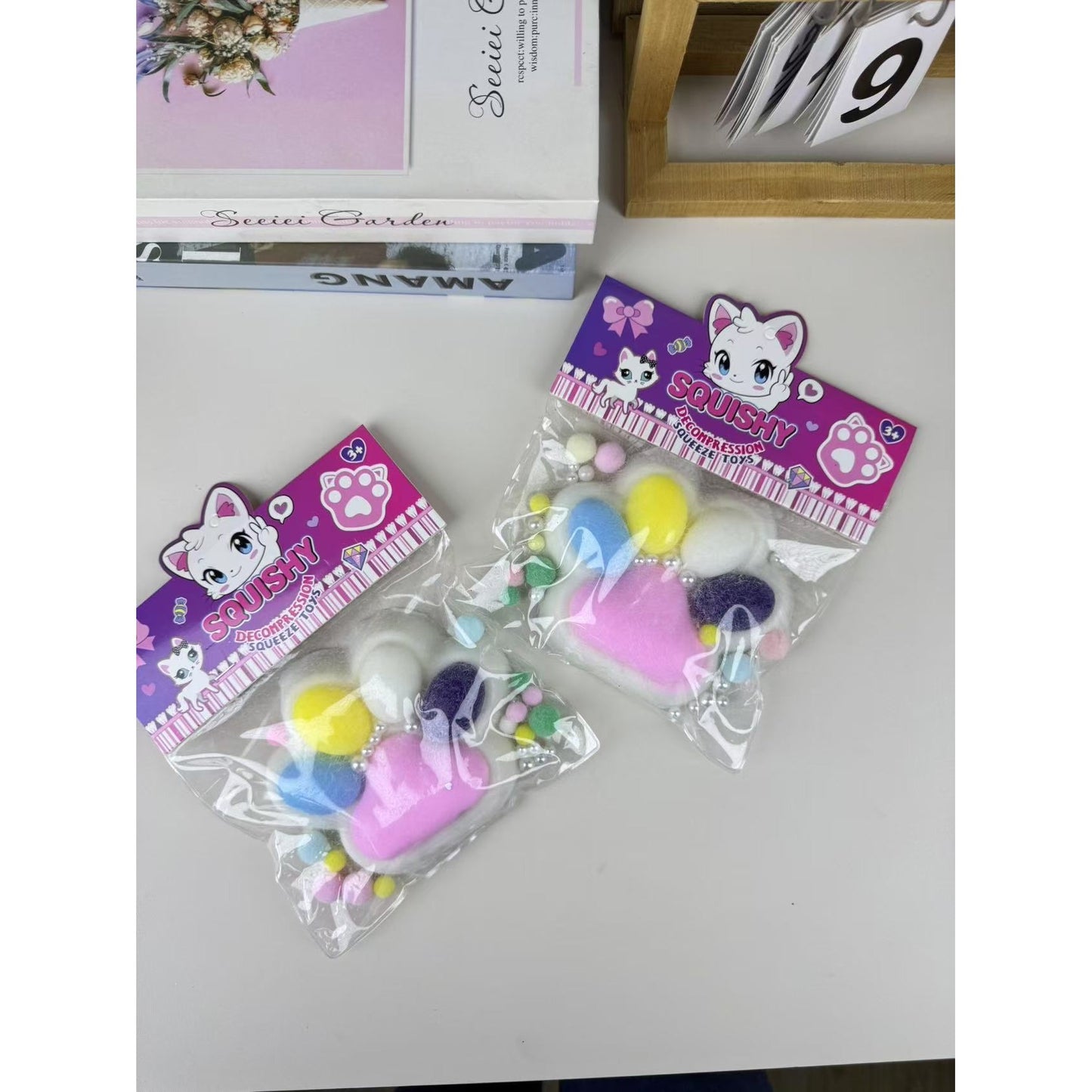 Jucarie Antistres Squishy, selexmo, cu Revenire Lenta, Modele diverse, 220g, 12.5 x 10.5 cm Squeeze Pinch Family, Ambalaj Transparent