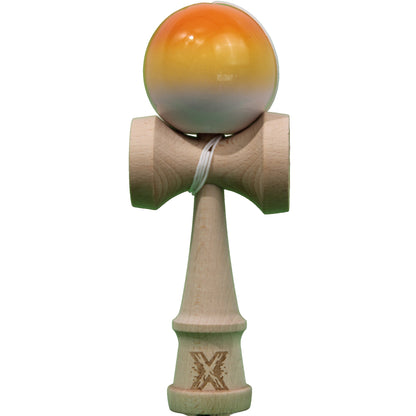 Jucarie Kendama X Originala, Profesionala, Selexmo, Super Sticky din Lemn, 18 cm, Gradient Portocaliu/Galben/Alb