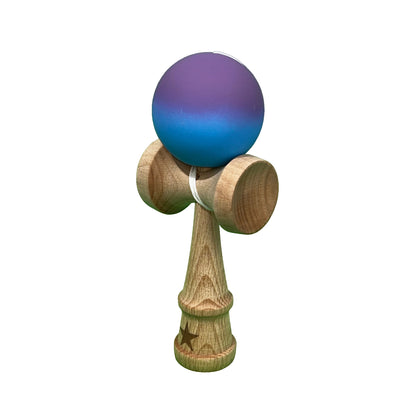 Jucarie Kendama X Originala, Profesionala, Selexmo, din Lemn, 18 cm, Joc de Indemanare pentru Copii și Adulti, Gradient Violet/Albastru