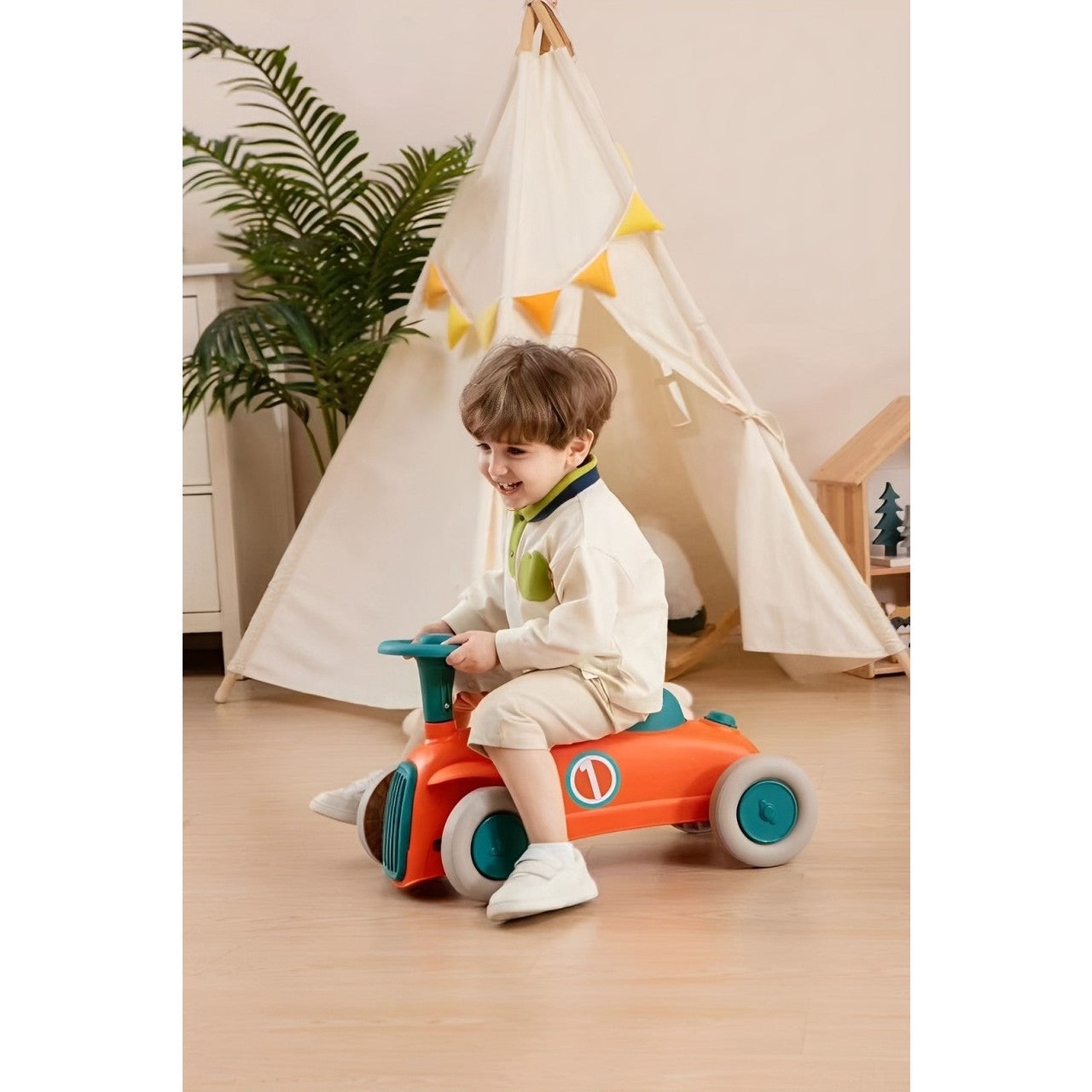 Masinuta Ride-ON, cu Sistem Anti-Rasturnare, Claxon pe Volan, 1-6 Ani, 60 x 28 x 34 cm