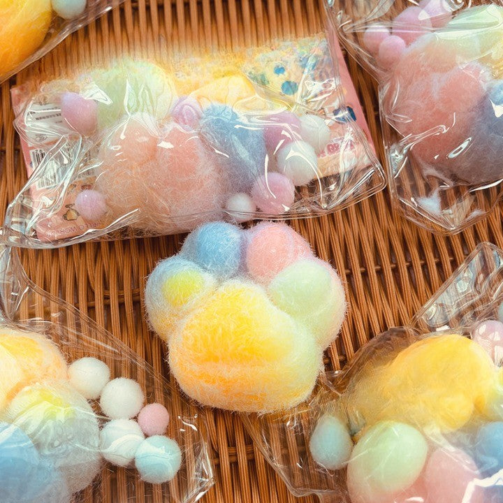 Jucarie Antistres Squishy, selexmo, cu Revenire Lenta, Squeeze Pinch Family, Model Labuta de Pisica Pufoasa, 6x6 cm, 70g, Ambalaj Transparent, Multicolor