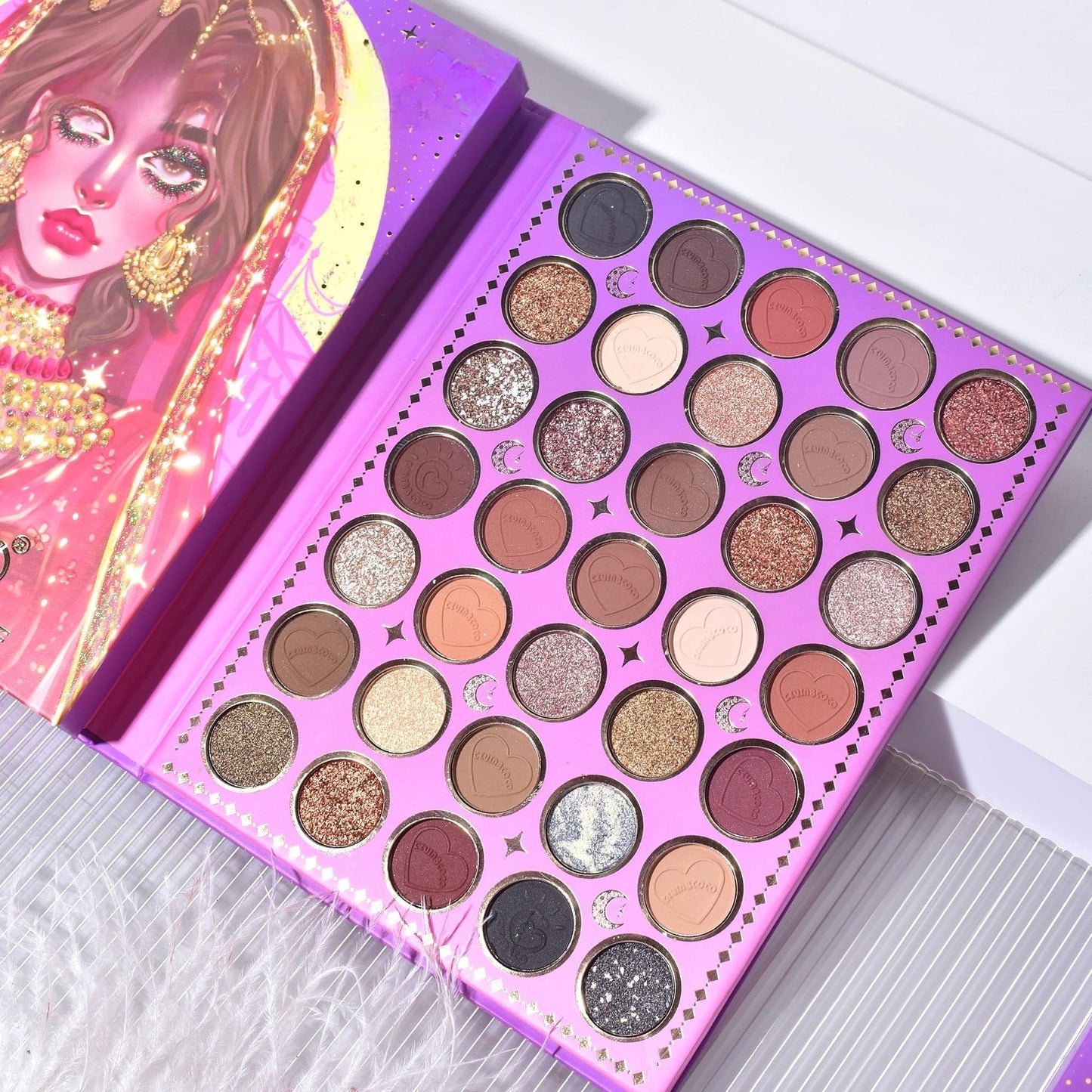 Paleta de Machiaj, KEVIN &amp; COCO, Girl Power, Fard de Pleoape, Iluminator, Blush Cremos, 117 culori, 19 x 14.8 x 3.4 cm