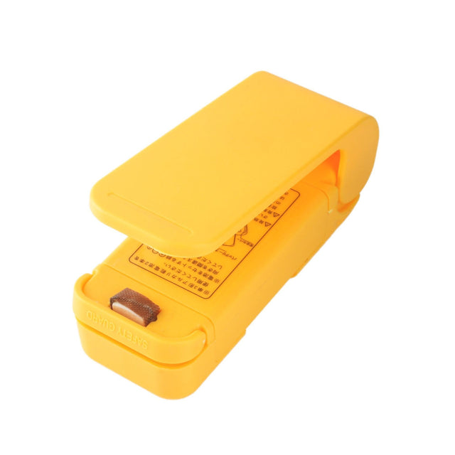 Mini Aparat de Sigilat Pungi cu Baterii, Etansare prin Caldura, Spate Magnetic, Portabil, 9.7x3 cm